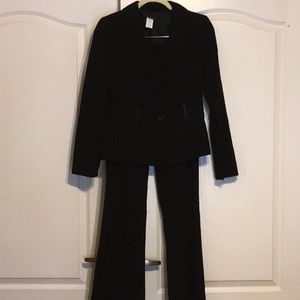 Ladies pant suit